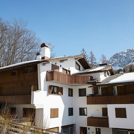 Villa Franchetti - Stayincortina Cortina d'Ampezzo Luaran gambar
