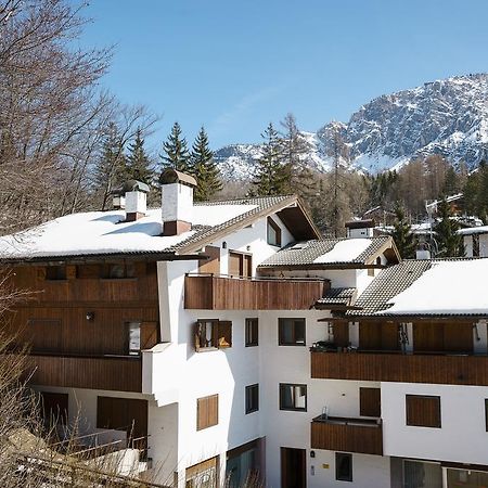 Villa Franchetti - Stayincortina Cortina d'Ampezzo Luaran gambar