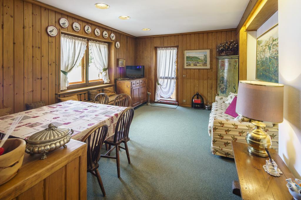 Villa Franchetti - Stayincortina Cortina d'Ampezzo Luaran gambar
